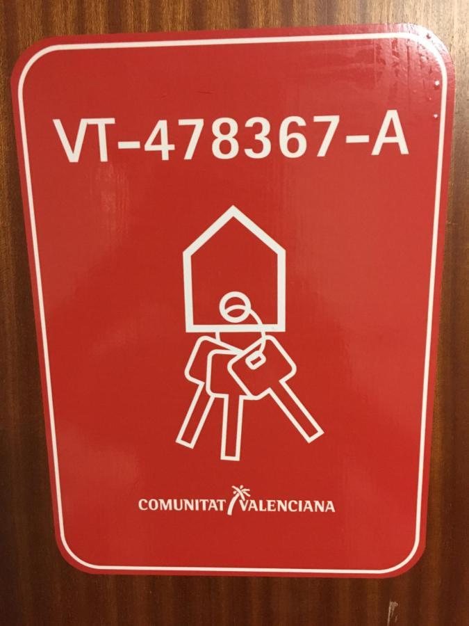 Apartamento En Alicante, Plaza De Espana, Zona Mercado, Aa Luaran gambar