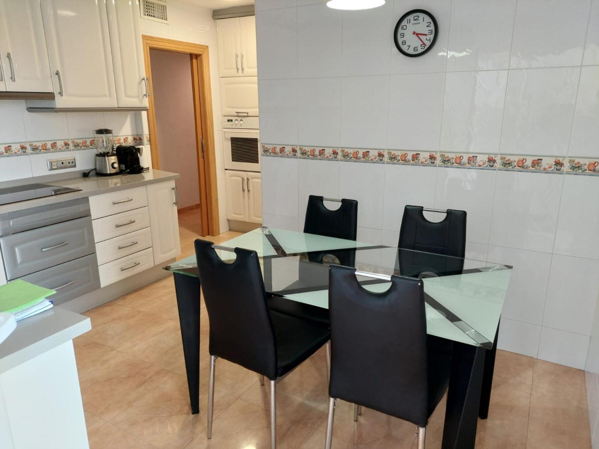Apartamento En Alicante, Plaza De Espana, Zona Mercado, Aa Luaran gambar