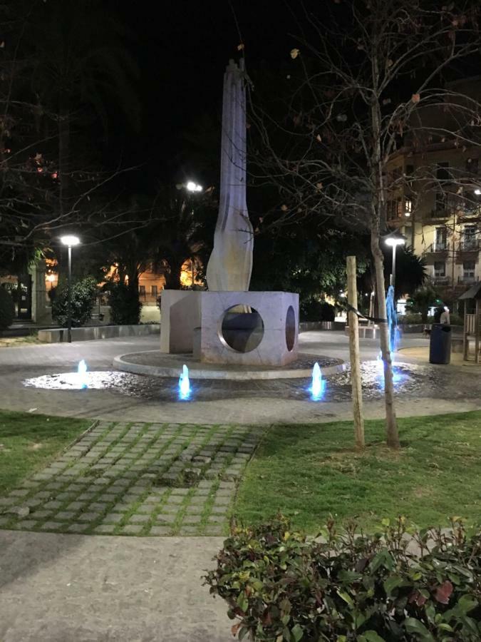 Apartamento En Alicante, Plaza De Espana, Zona Mercado, Aa Luaran gambar